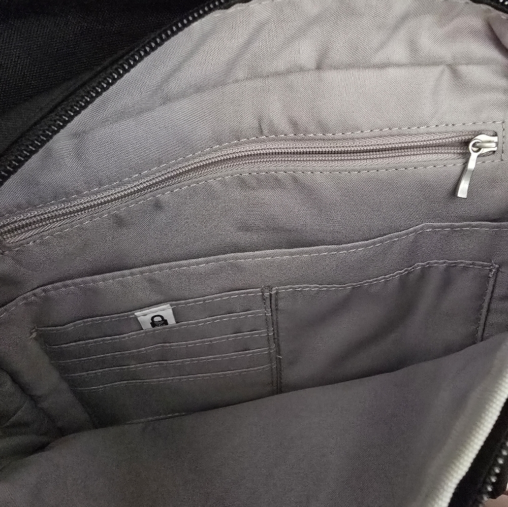 Baggallini Backpack - image 2